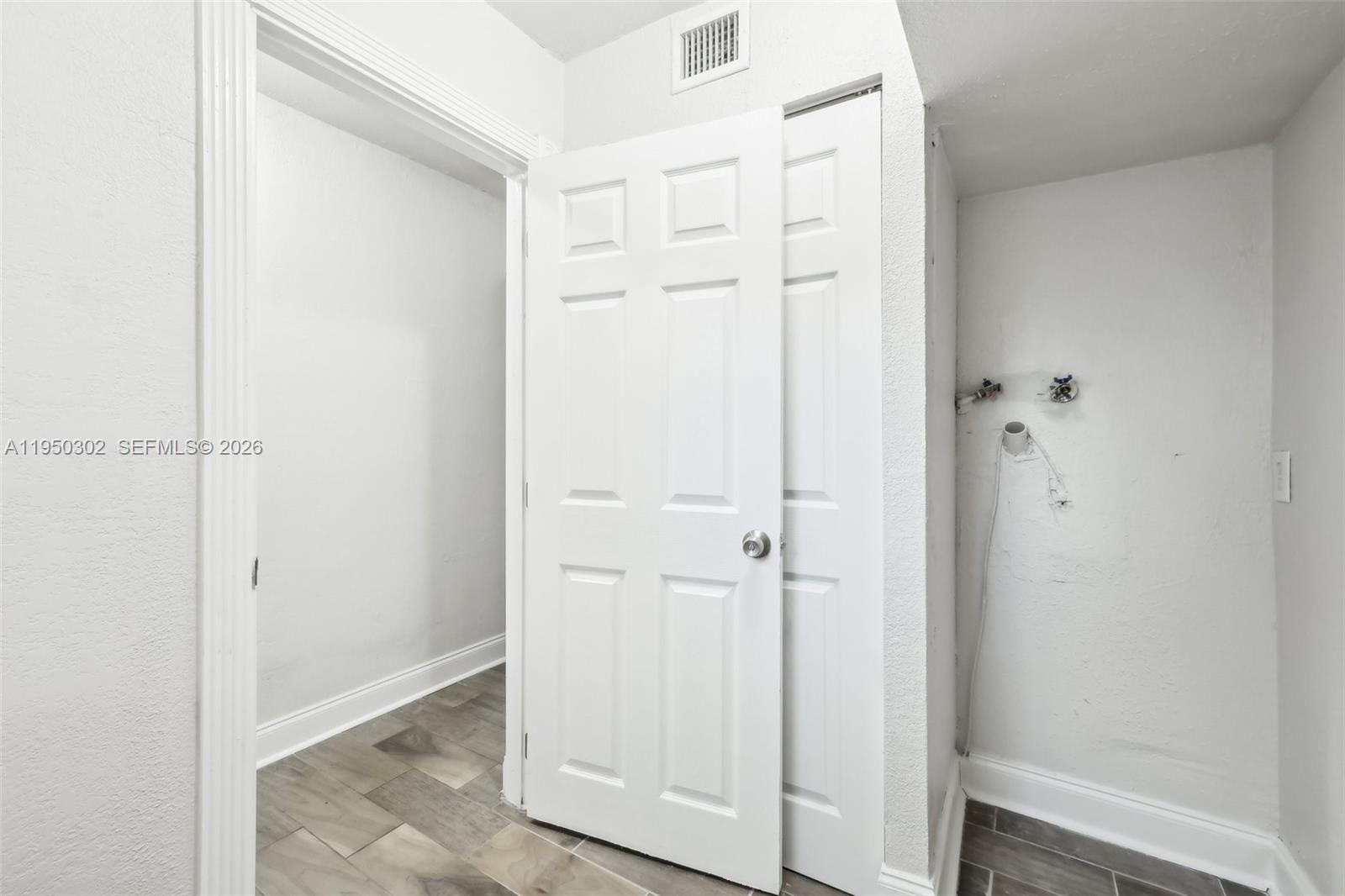 LAKE WORTH TOWN OF - Residential