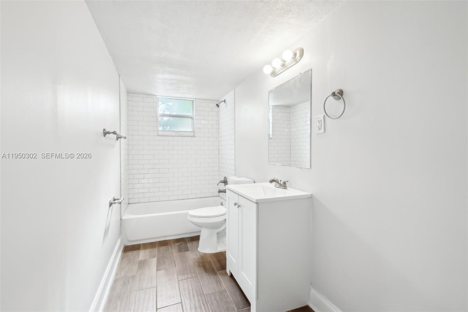 LAKE WORTH TOWN OF - Residential