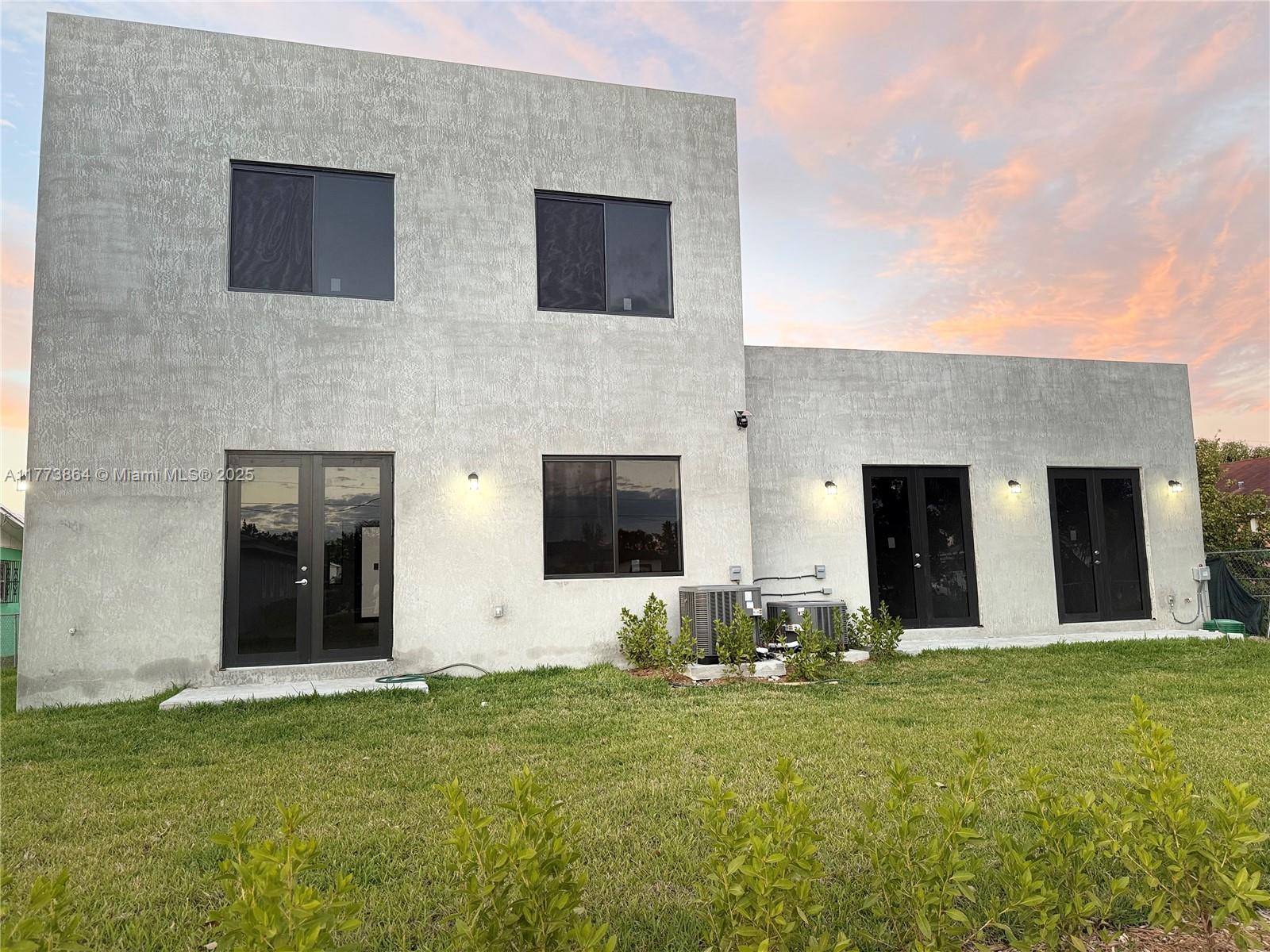 DIXIE PINES - Residential