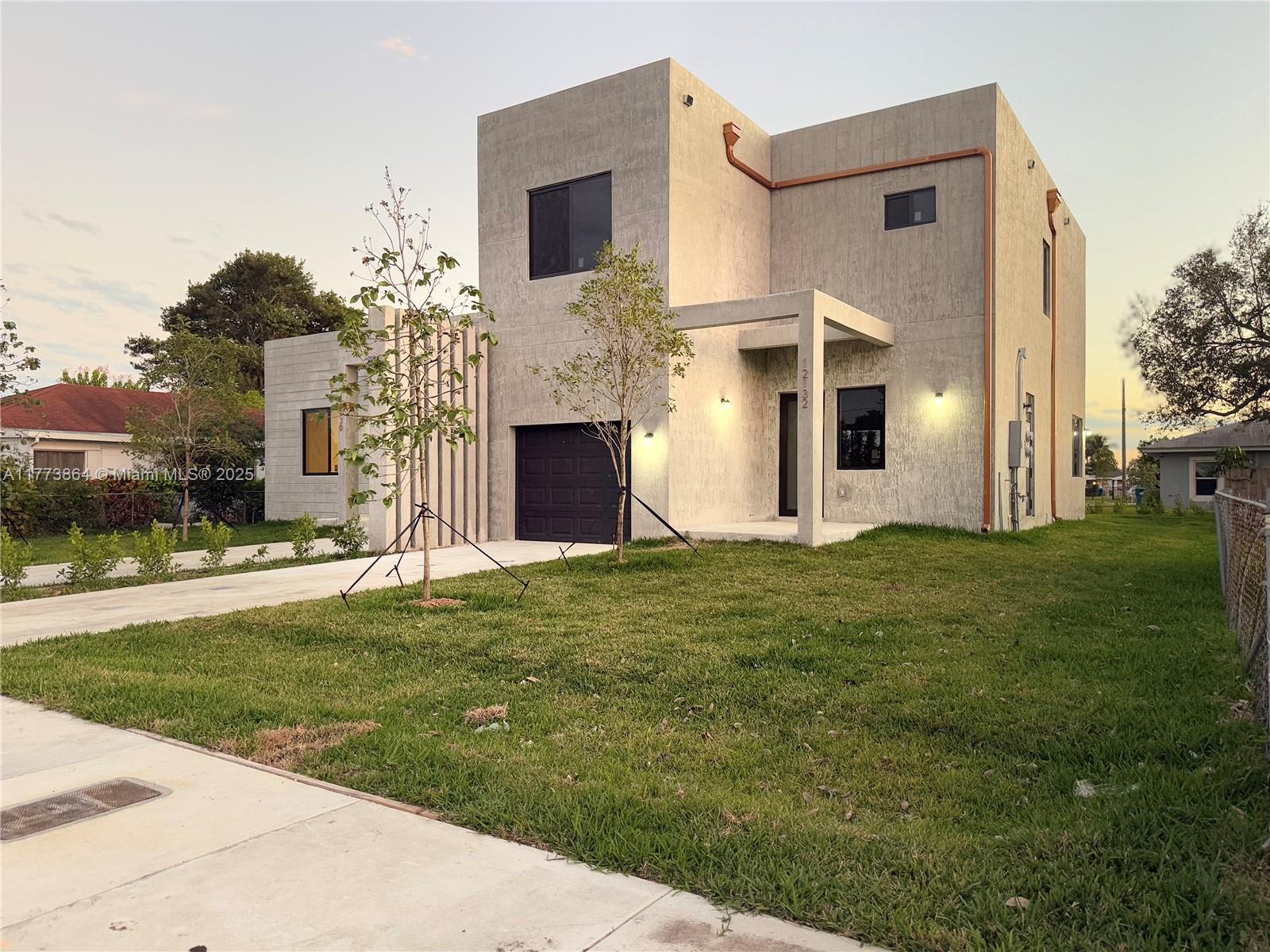 DIXIE PINES - Residential
