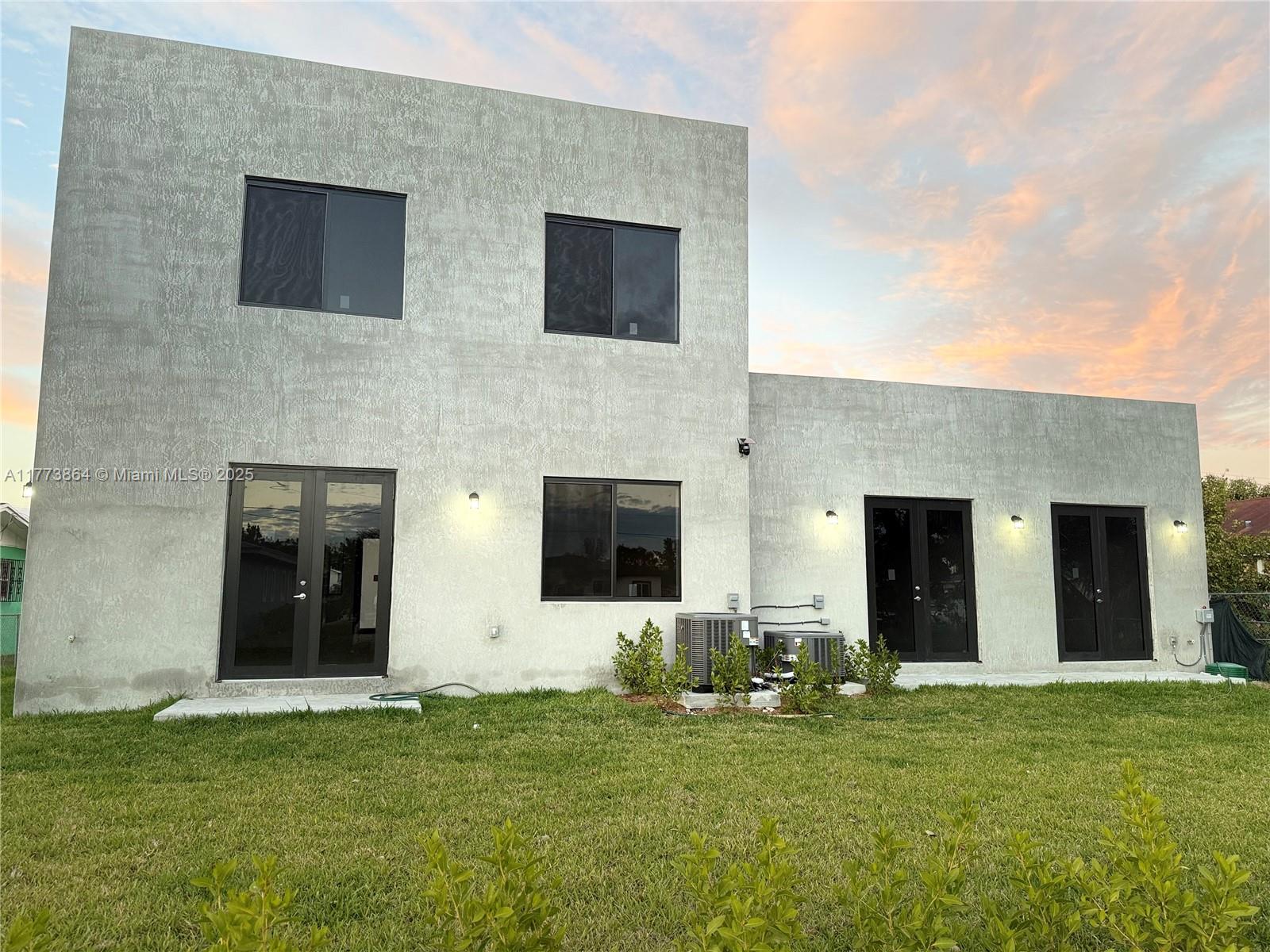 DIXIE PINES - Residential