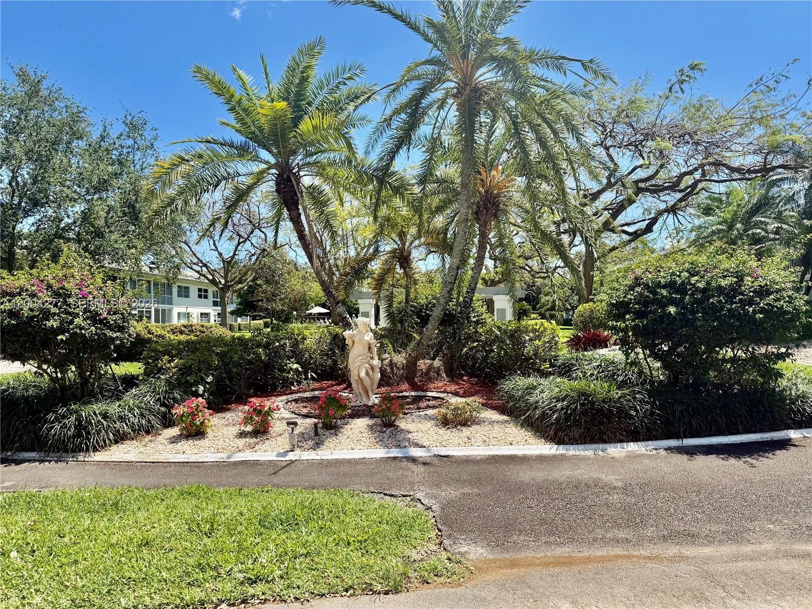 BAHAMA VILLAGE CONDO - Residential Lease