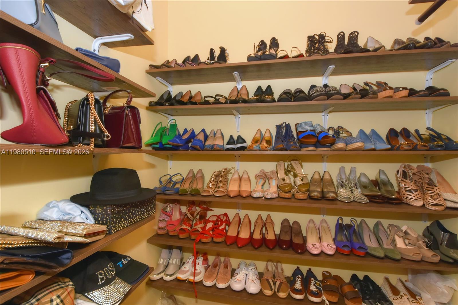 WOODMONT GREENS - Residential