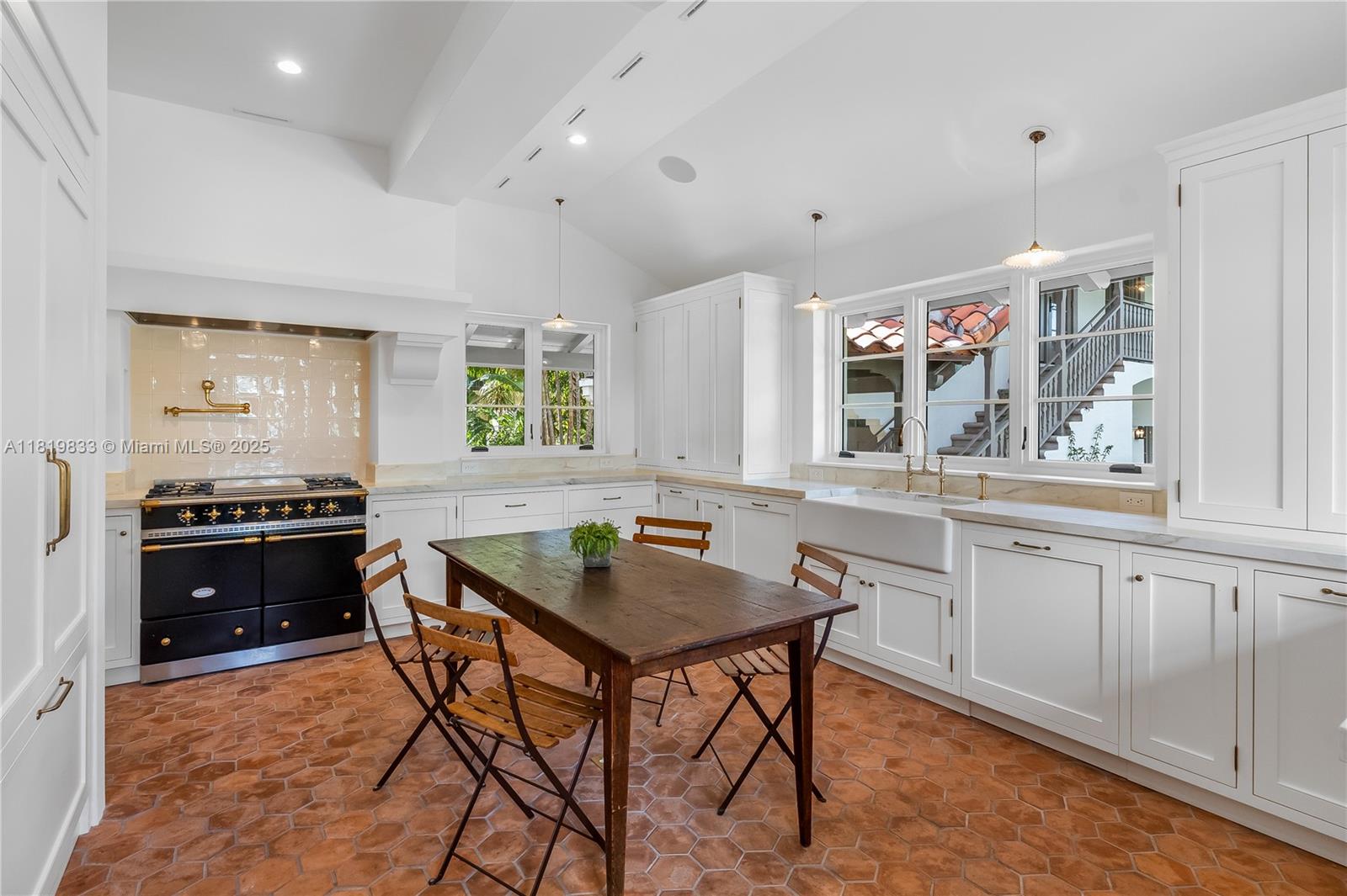 CORAL GABLES SEC E - Residential