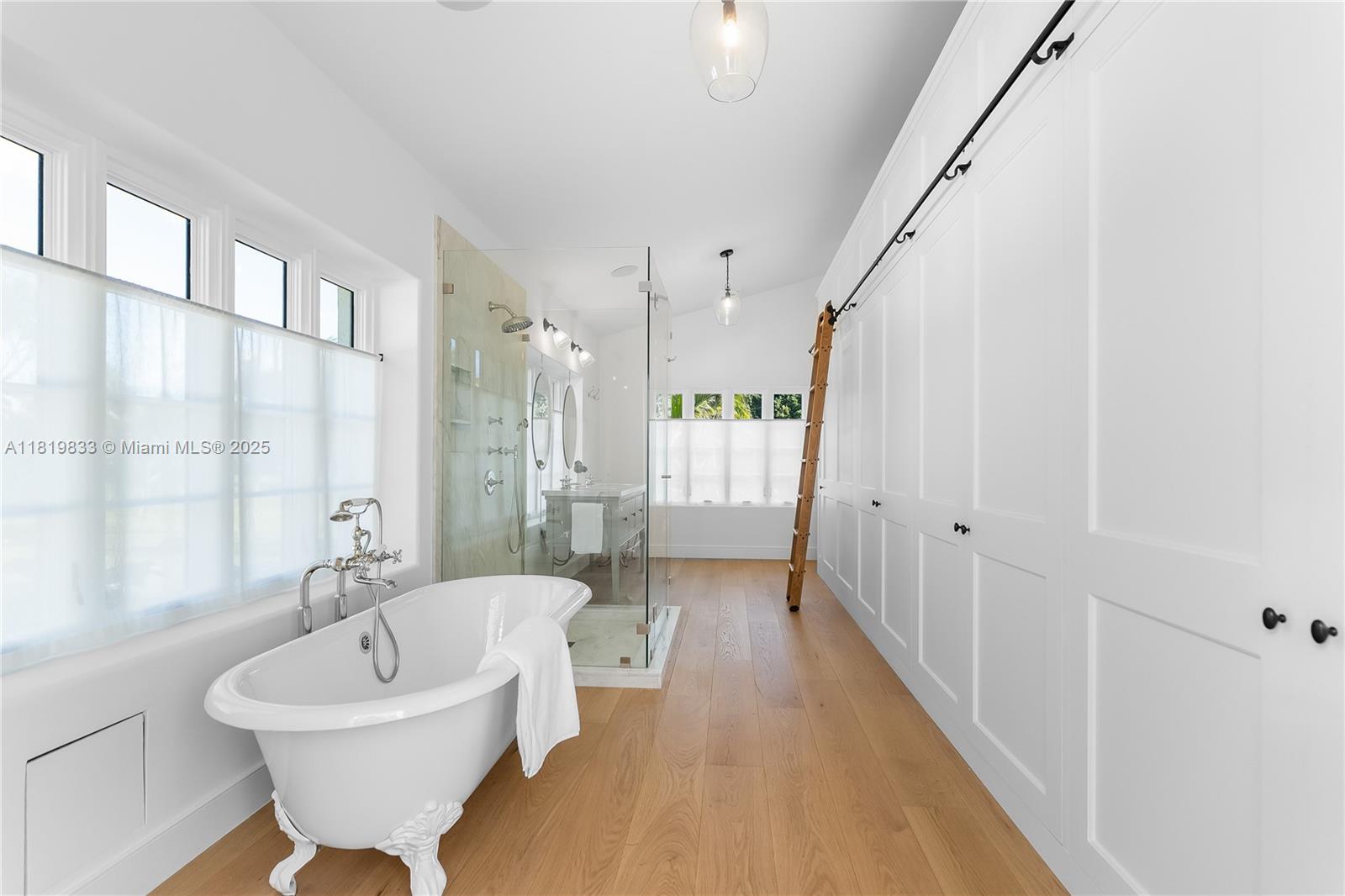 CORAL GABLES SEC E - Residential