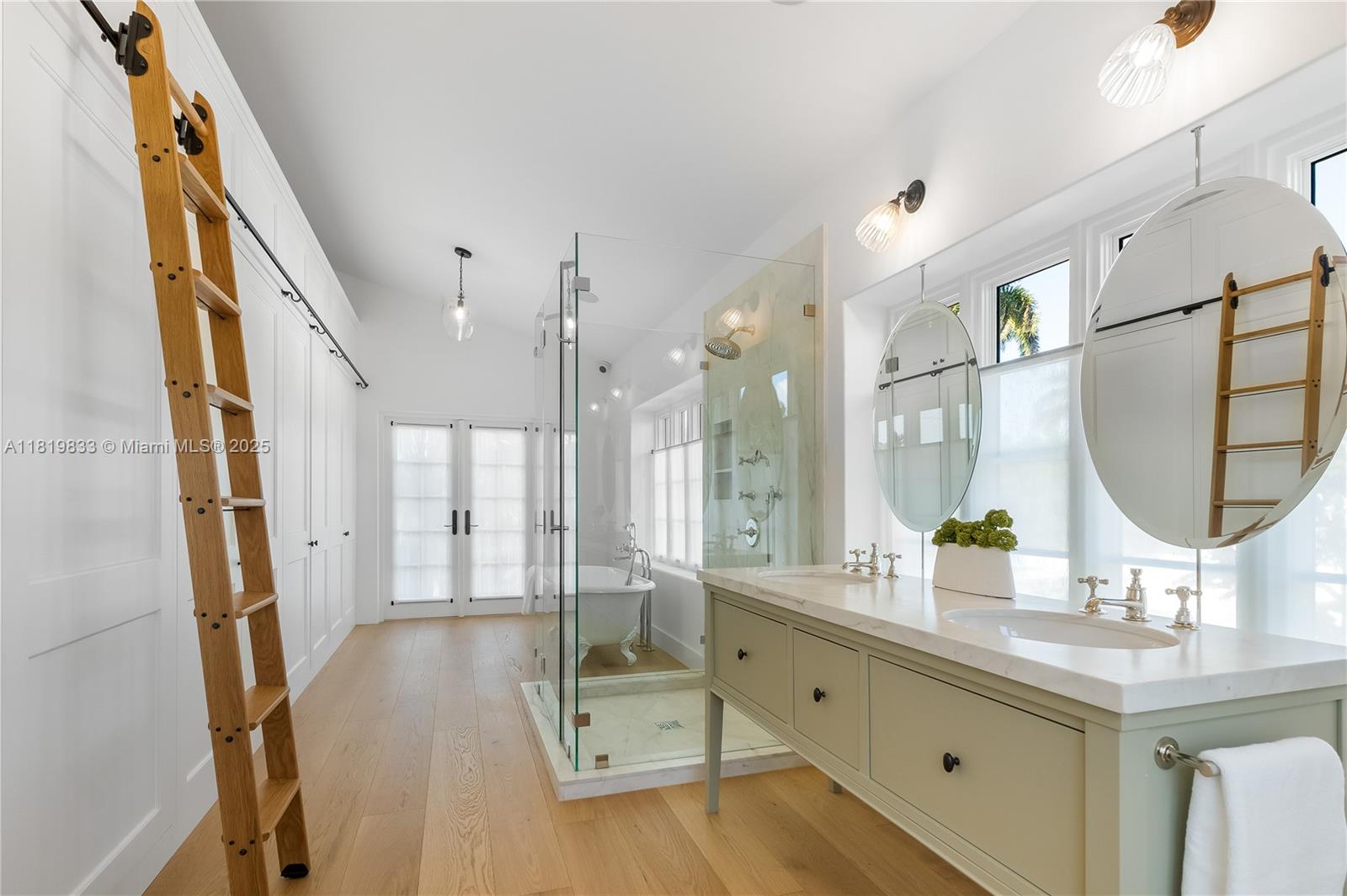 CORAL GABLES SEC E - Residential