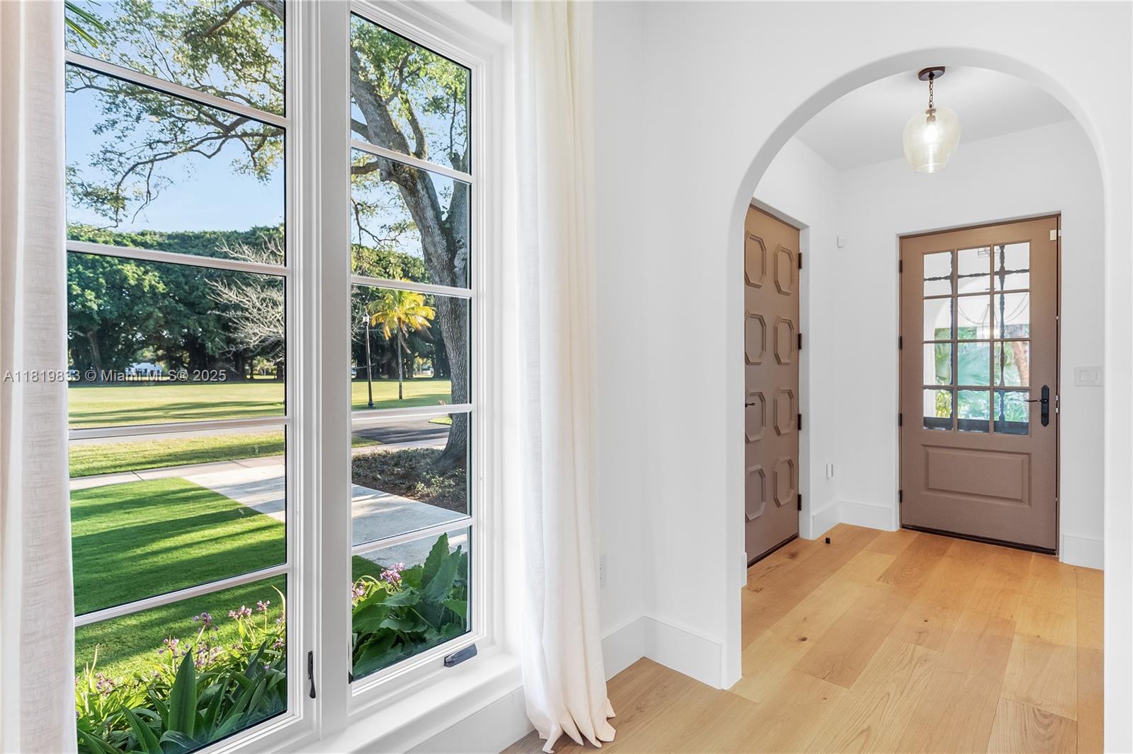 CORAL GABLES SEC E - Residential