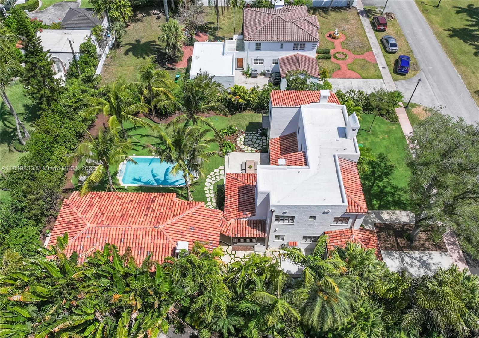 CORAL GABLES SEC E - Residential