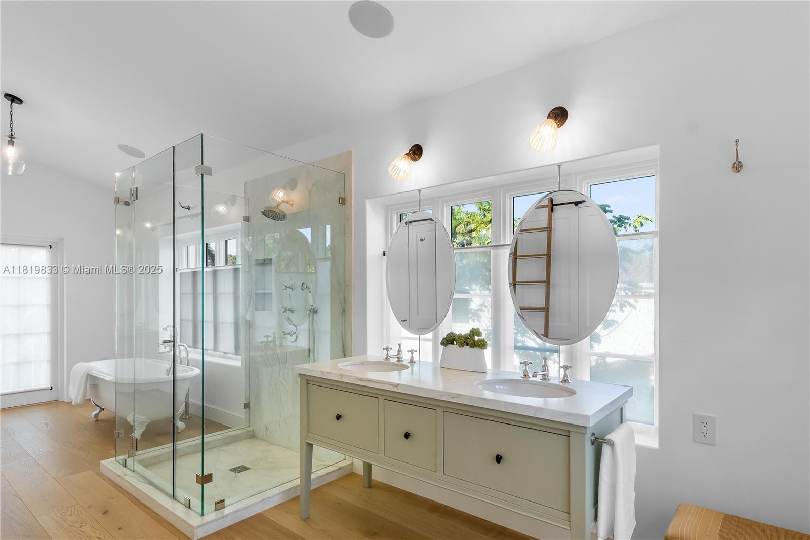 CORAL GABLES SEC E - Residential