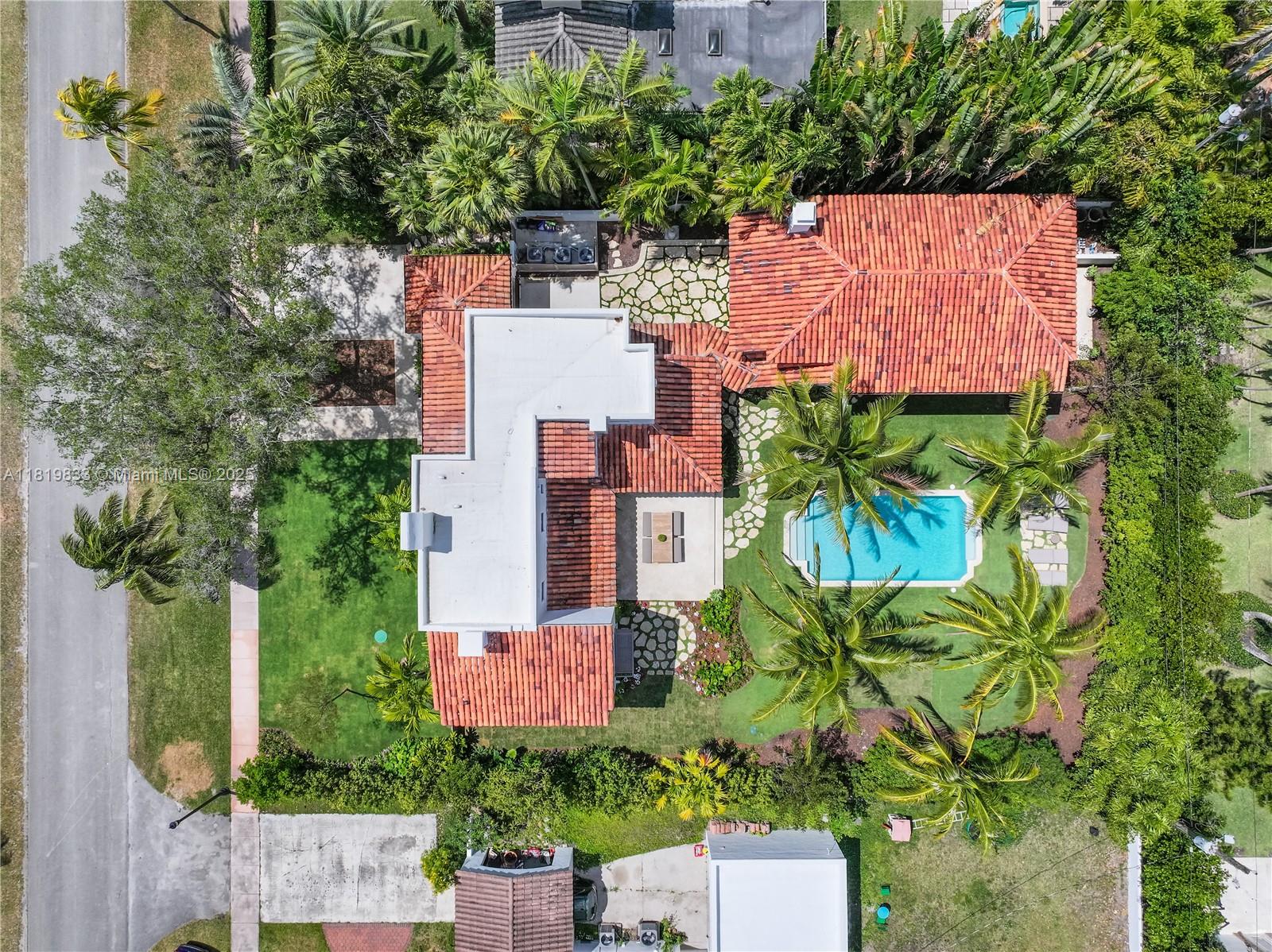 CORAL GABLES SEC E - Residential