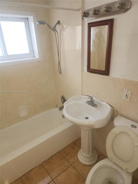 Tiny photo for 2513 Lincoln St, Hollywood, FL 33020 (MLS # A12006065)