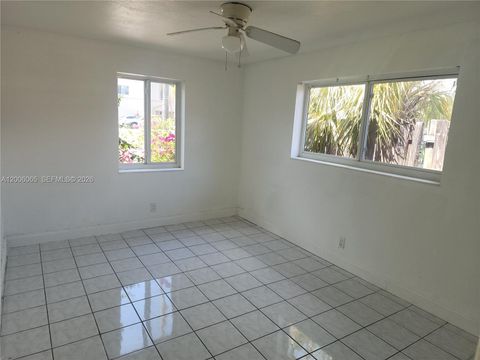 Tiny photo for 2513 Lincoln St, Hollywood, FL 33020 (MLS # A12006065)
