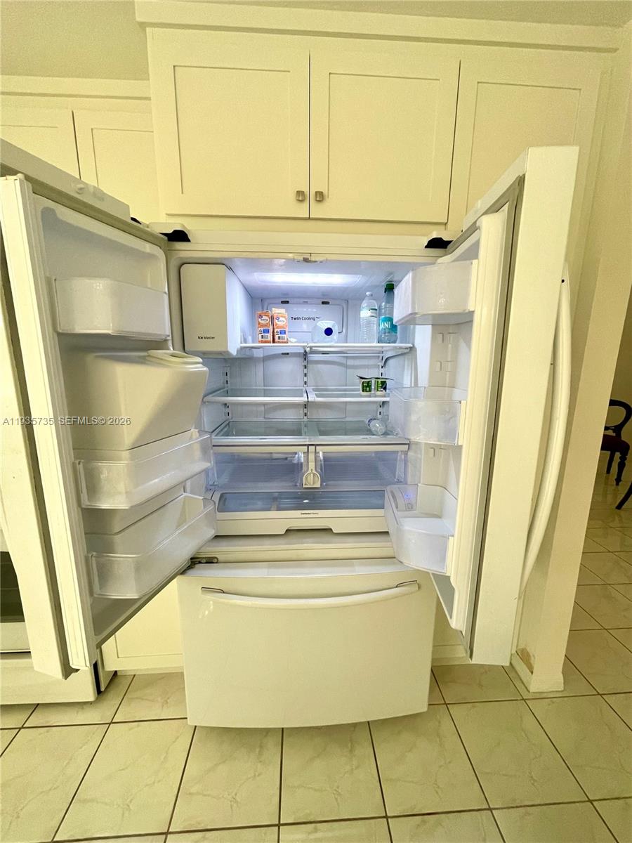 SILVER LAKES PHASE III - Residential