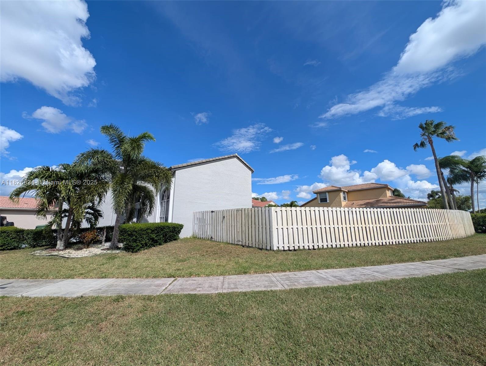 335 SW 183rd Way