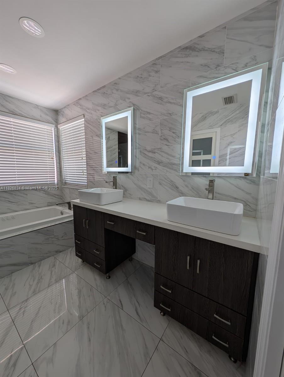 SILVER LAKES AT PEMBROKE - Residential