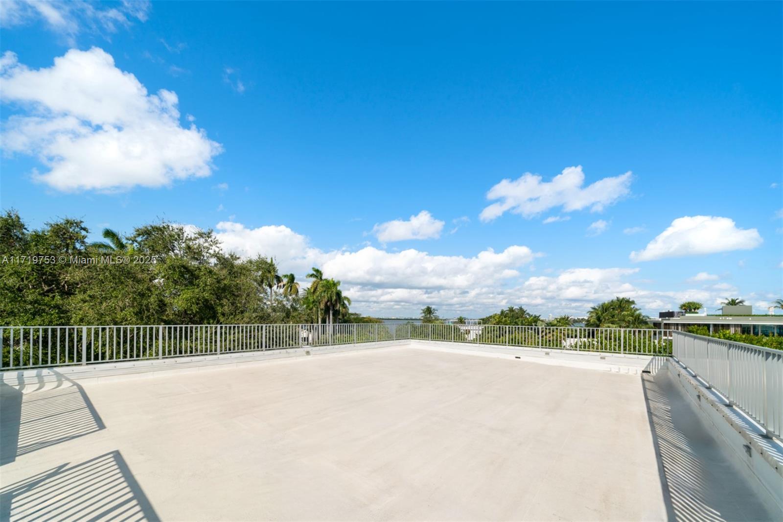 RIVO ALTO AMD - Residential