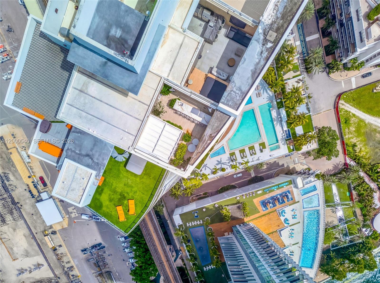 IVY CONDO - Residential Lease