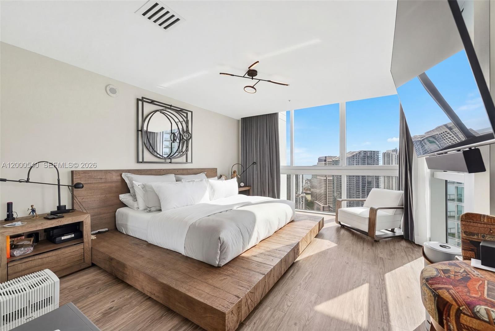 IVY CONDO - Residential Lease