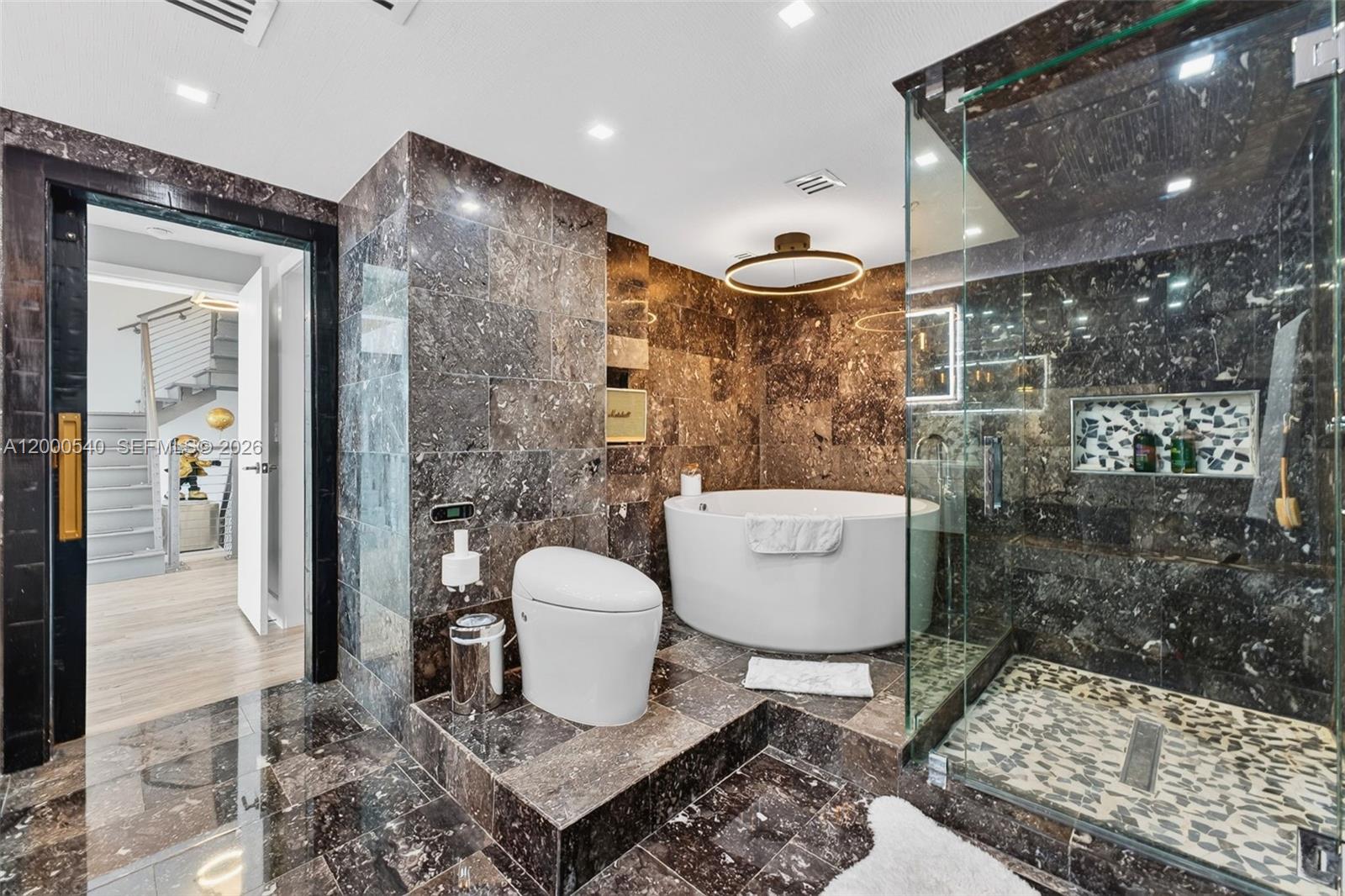 IVY CONDO - Residential Lease