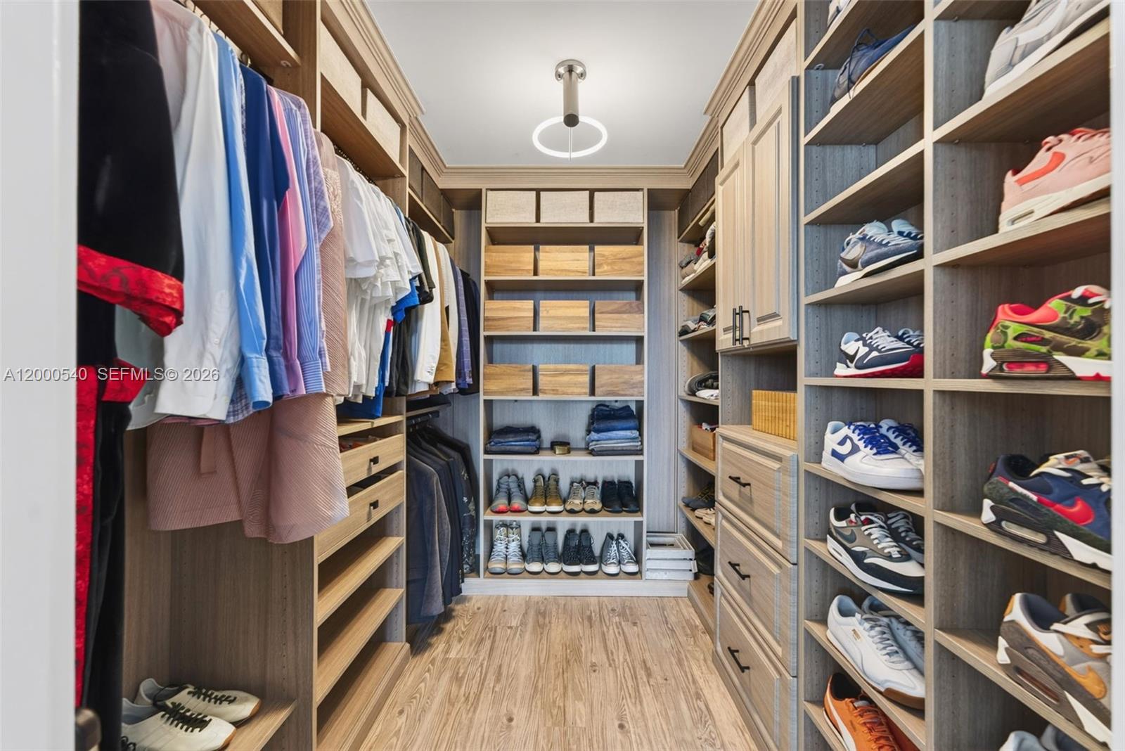 IVY CONDO - Residential Lease