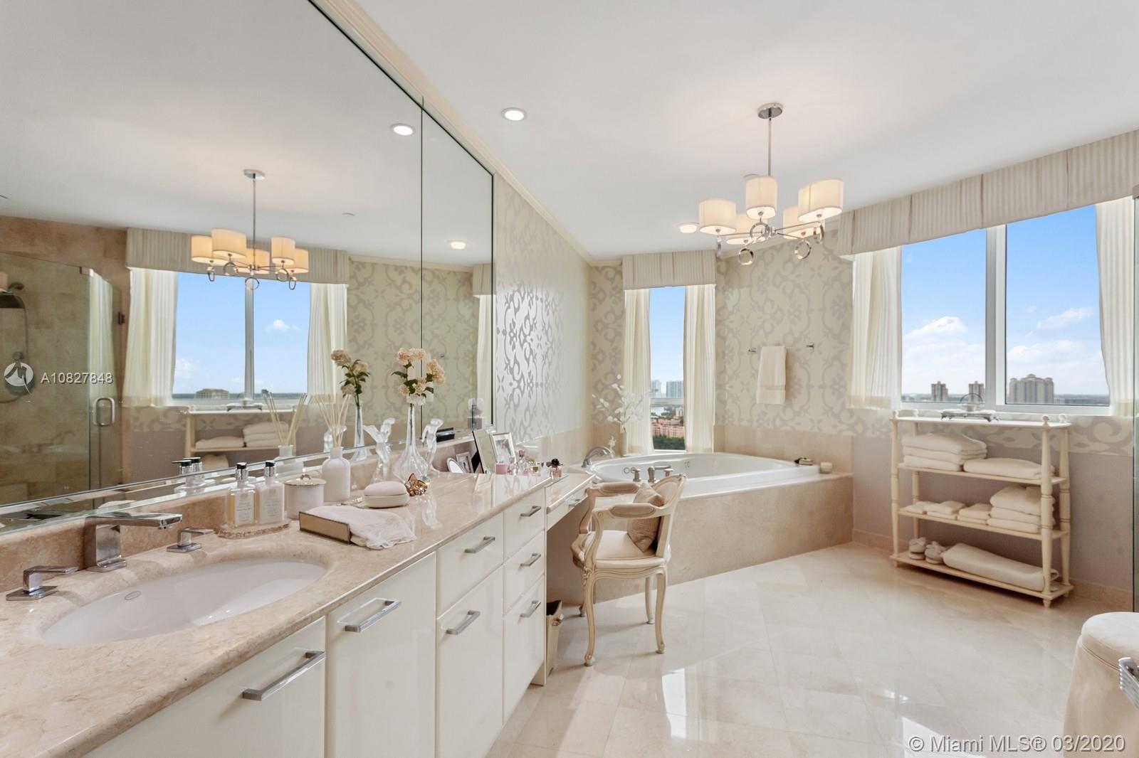 TOWERS OF PORTO VITA-NORT - Residential