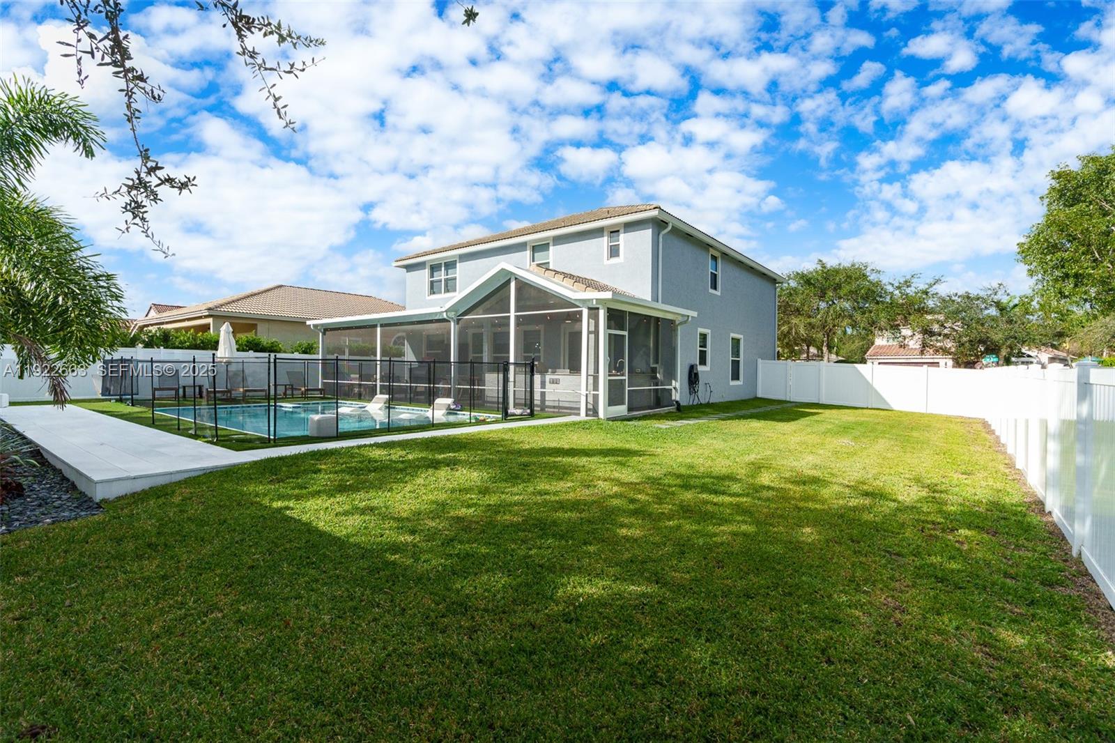 PEMBROKE FALLS PHASE 7 - Residential