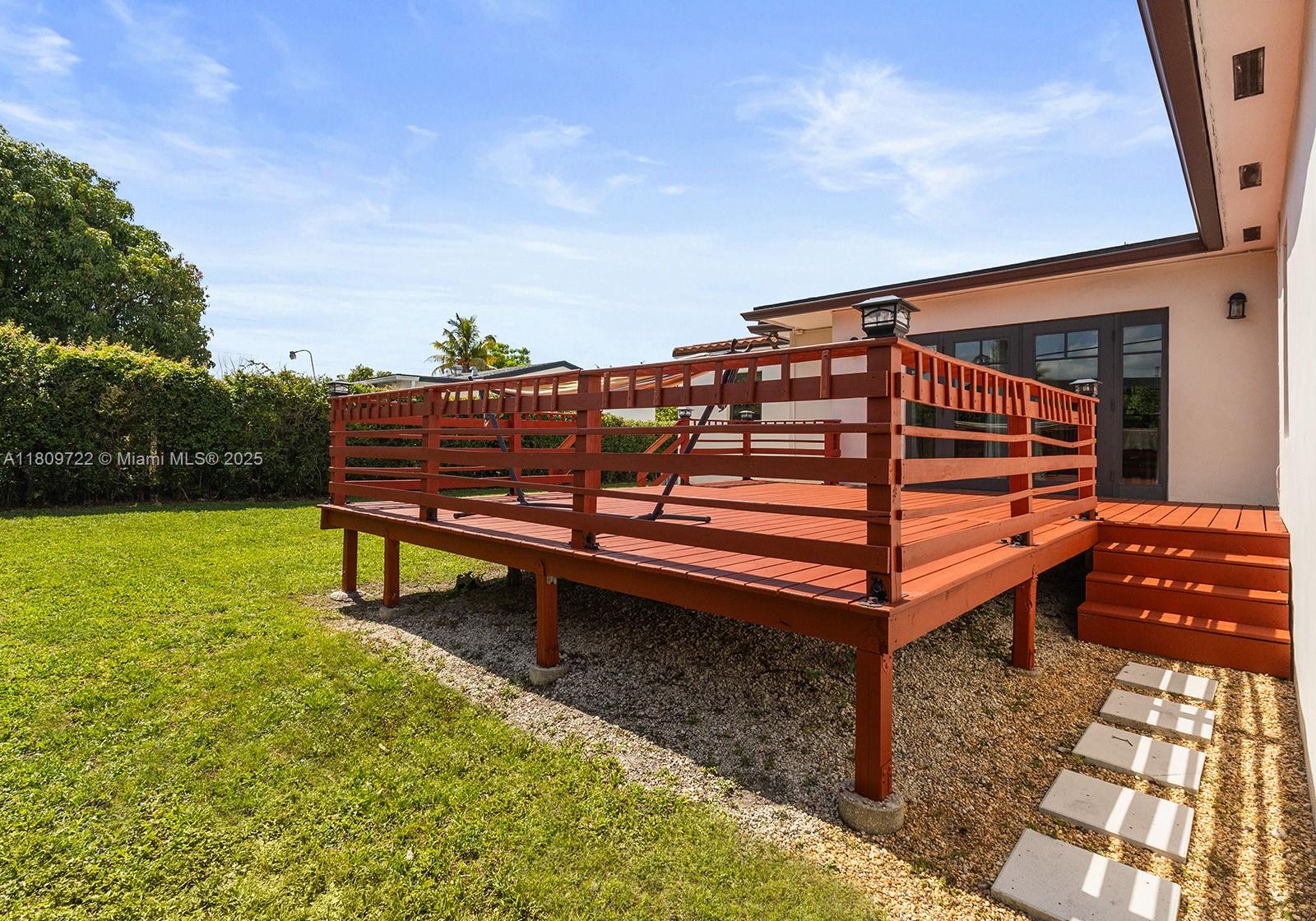 GABLES VIEW - Residential