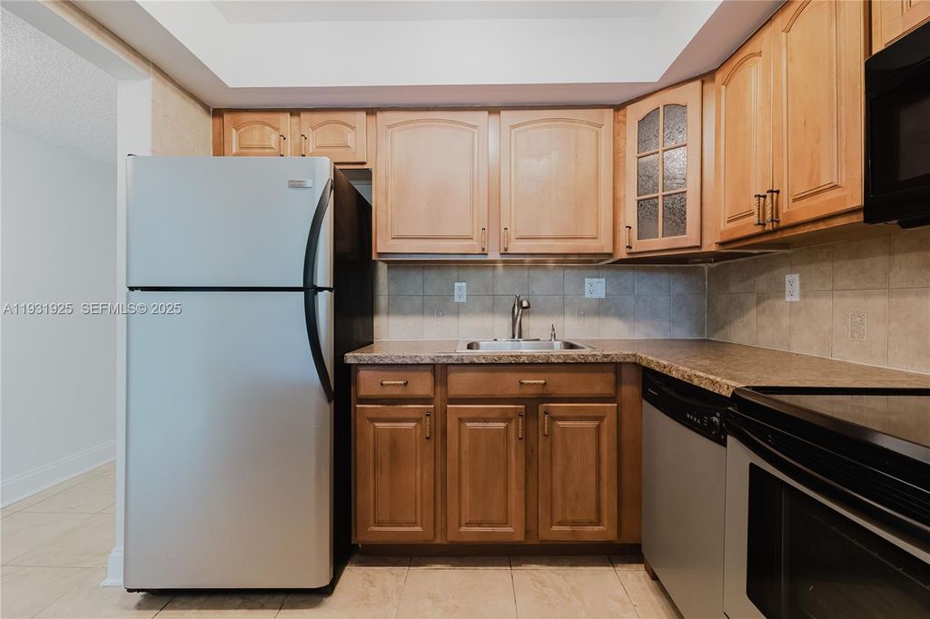 Photo of 1421 S Ocean Blvd #211, Pompano Beach, FL 33062 (MLS # A11931925)