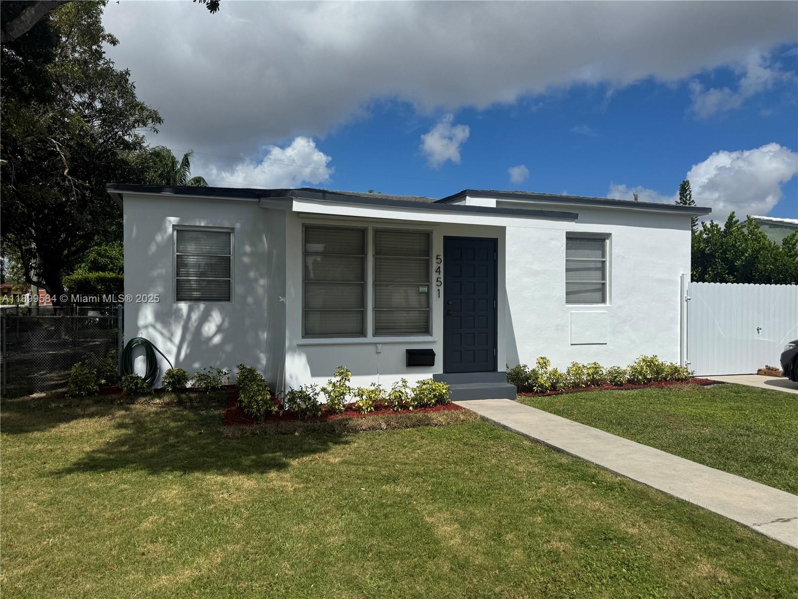 CORBETTS EIGHTH ST ADDN - Residential Lease