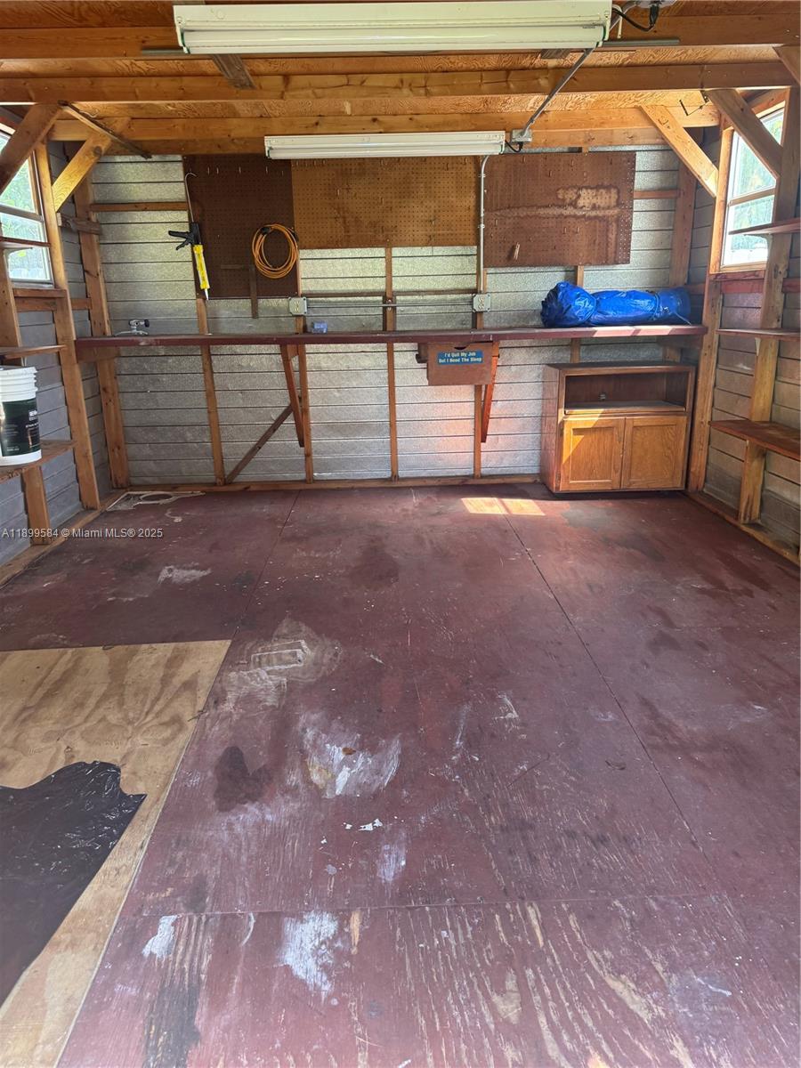 CORBETTS EIGHTH ST ADDN - Residential Lease