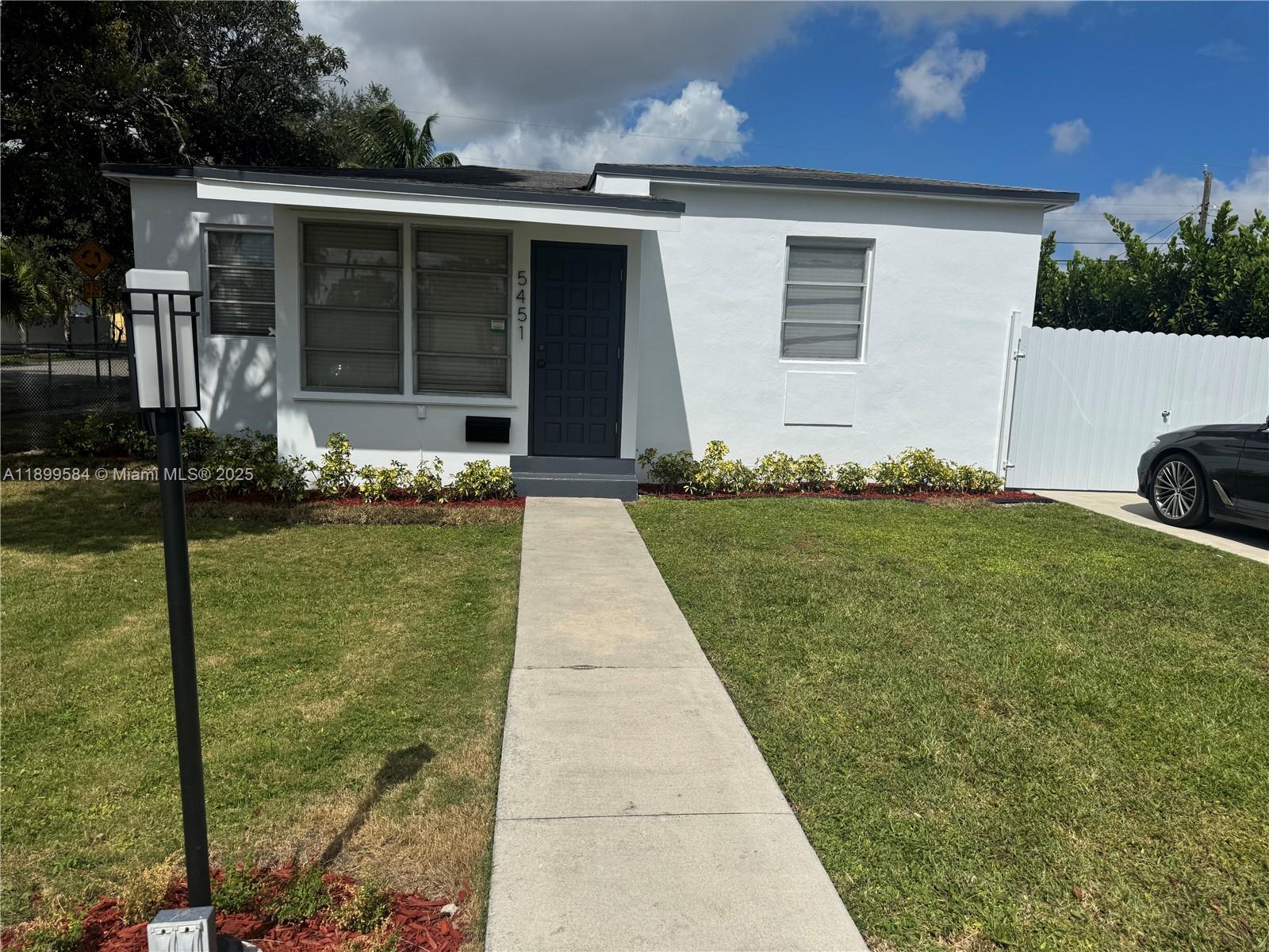 CORBETTS EIGHTH ST ADDN - Residential Lease