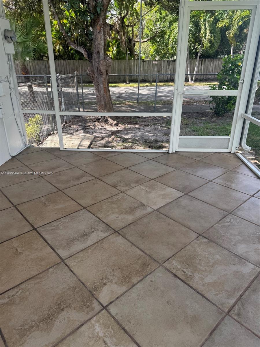 CORBETTS EIGHTH ST ADDN - Residential Lease