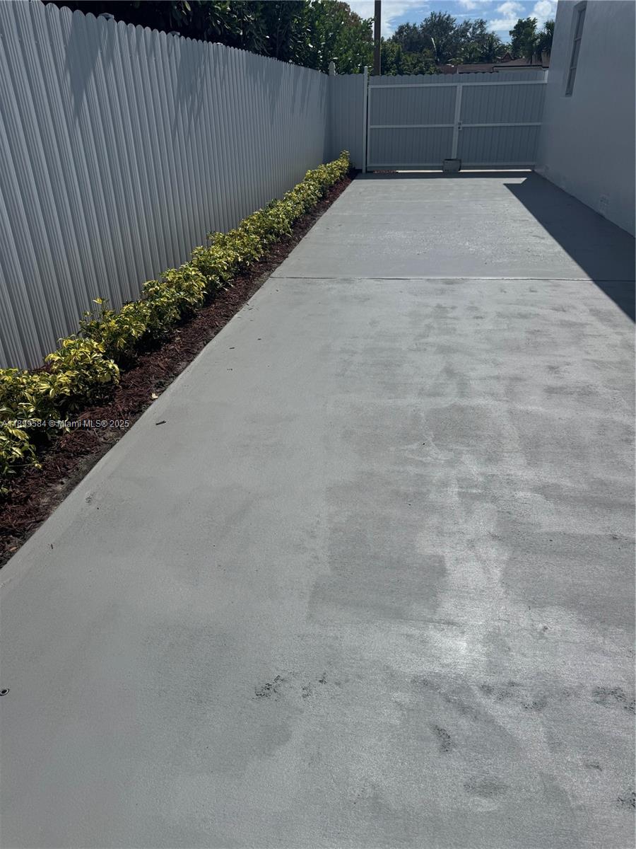 CORBETTS EIGHTH ST ADDN - Residential Lease