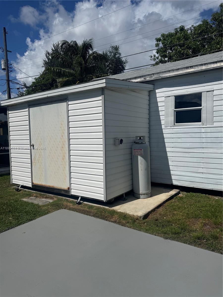 CORBETTS EIGHTH ST ADDN - Residential Lease