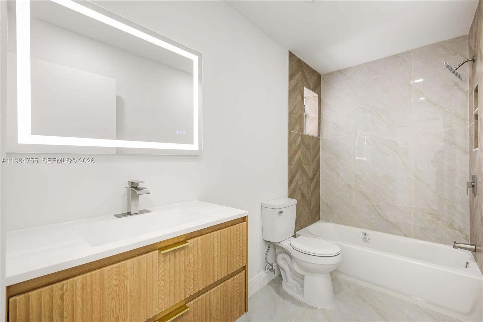 TOWNGATE - Residential