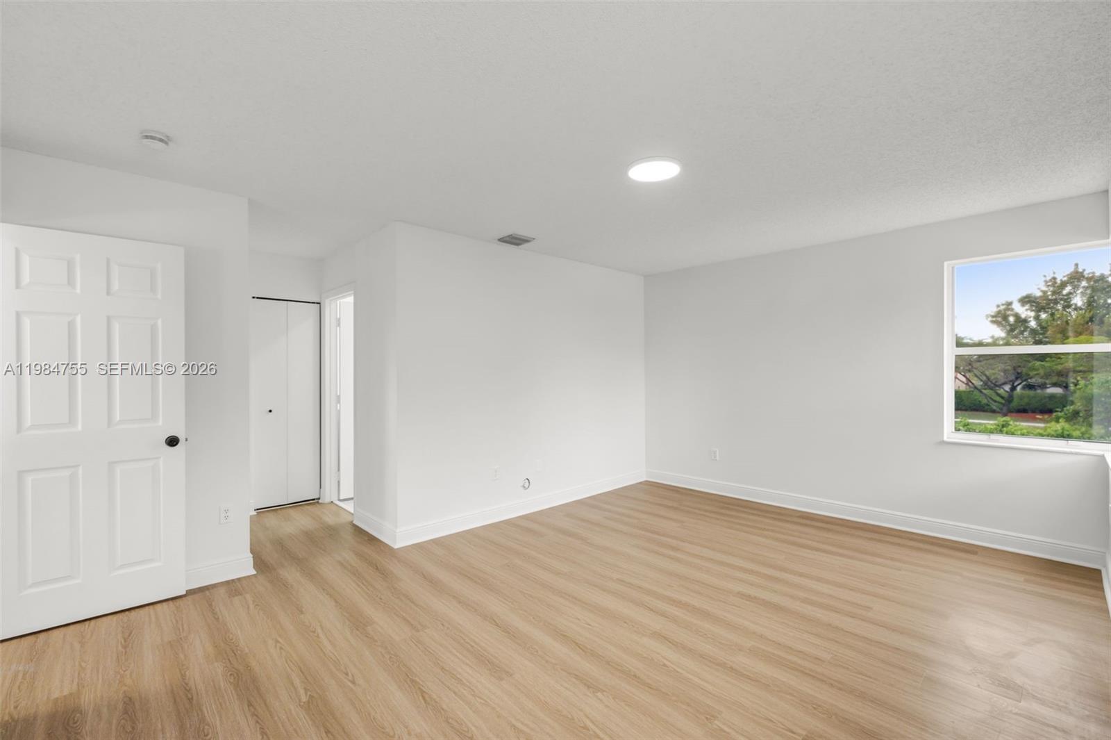 TOWNGATE - Residential