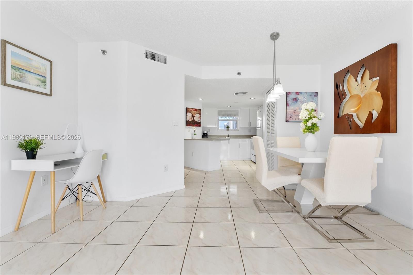 LE FRONTENAC CONDO - Residential