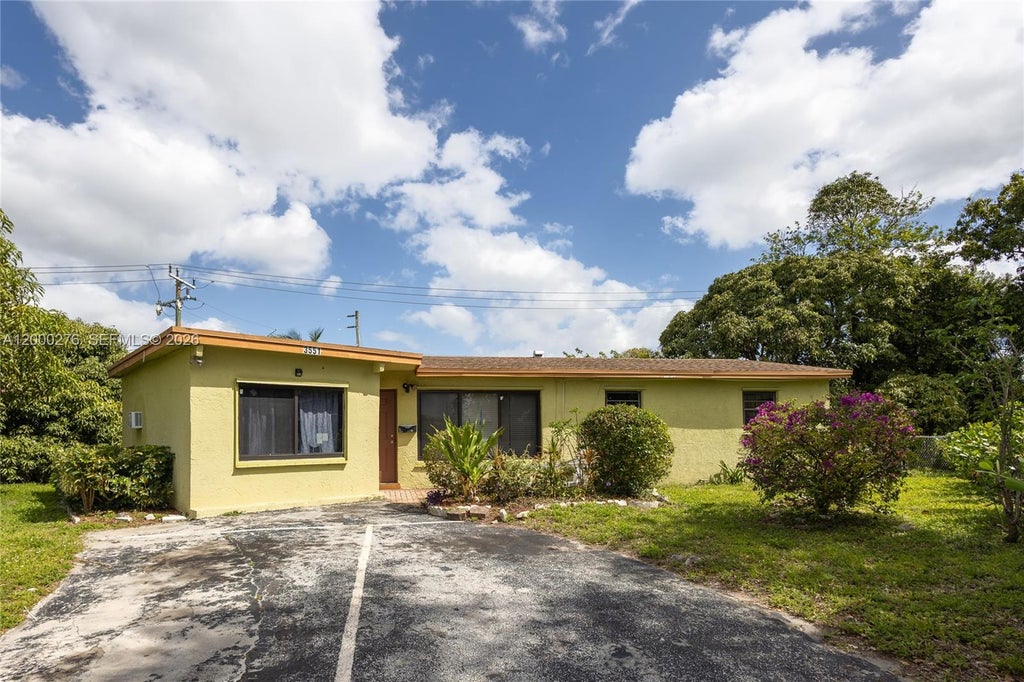 Photo of 3551 SW 1st St, Fort Lauderdale, FL 33312 (MLS # A12000276)