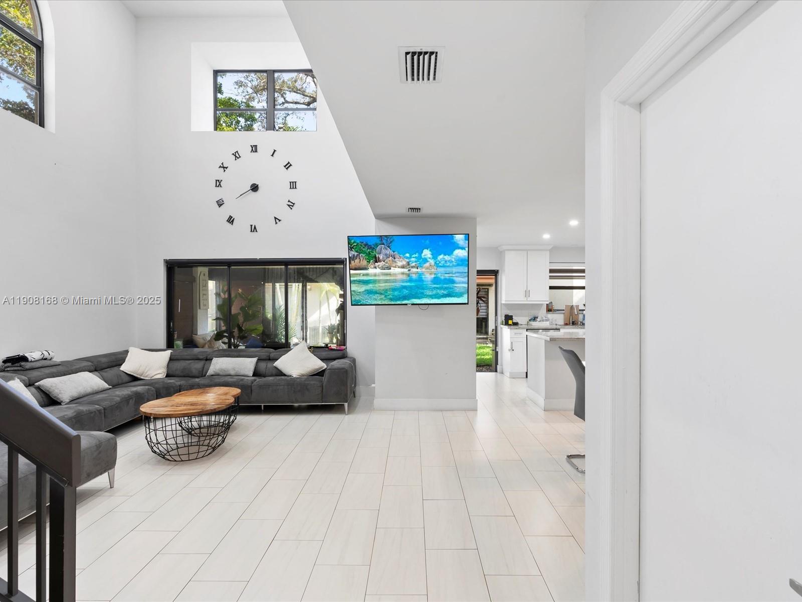 EMERALD OAKS 8 CONDO - Residential