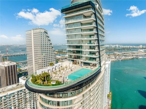  Miami FL 33131