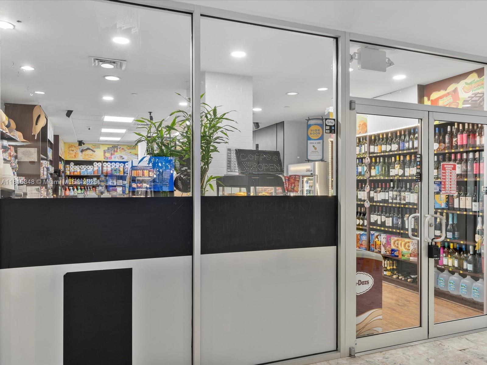 MIRADOR 1200 CONDO - Residential