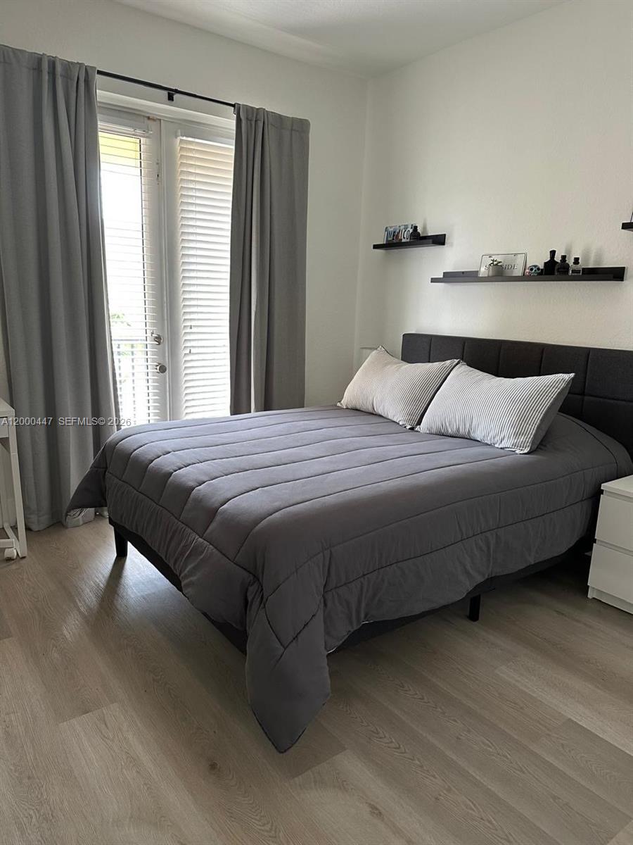 COURTS AT TUSCANY - Residential