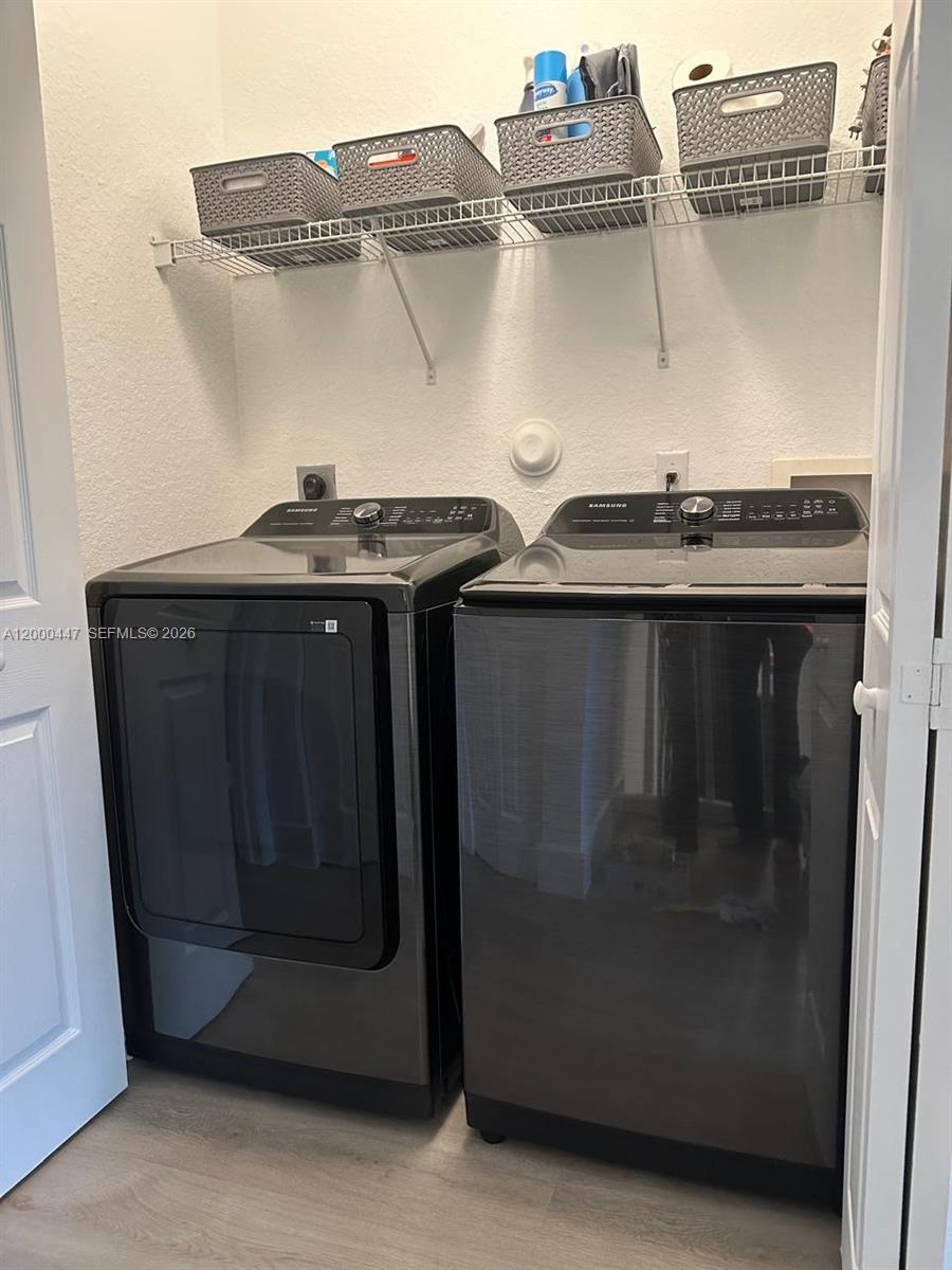 COURTS AT TUSCANY - Residential