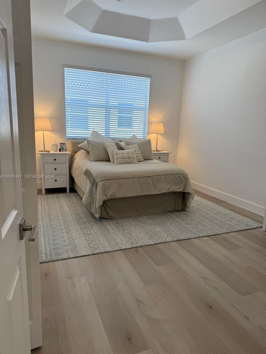 COURTS AT TUSCANY - Residential