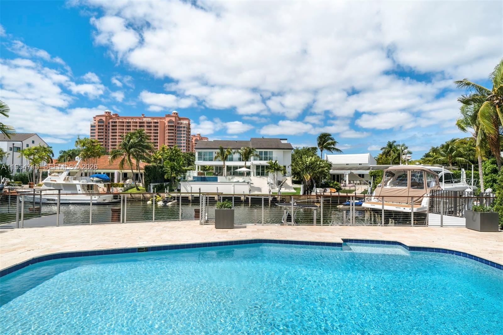 SUNRISE HARBOUR REV PL - Residential