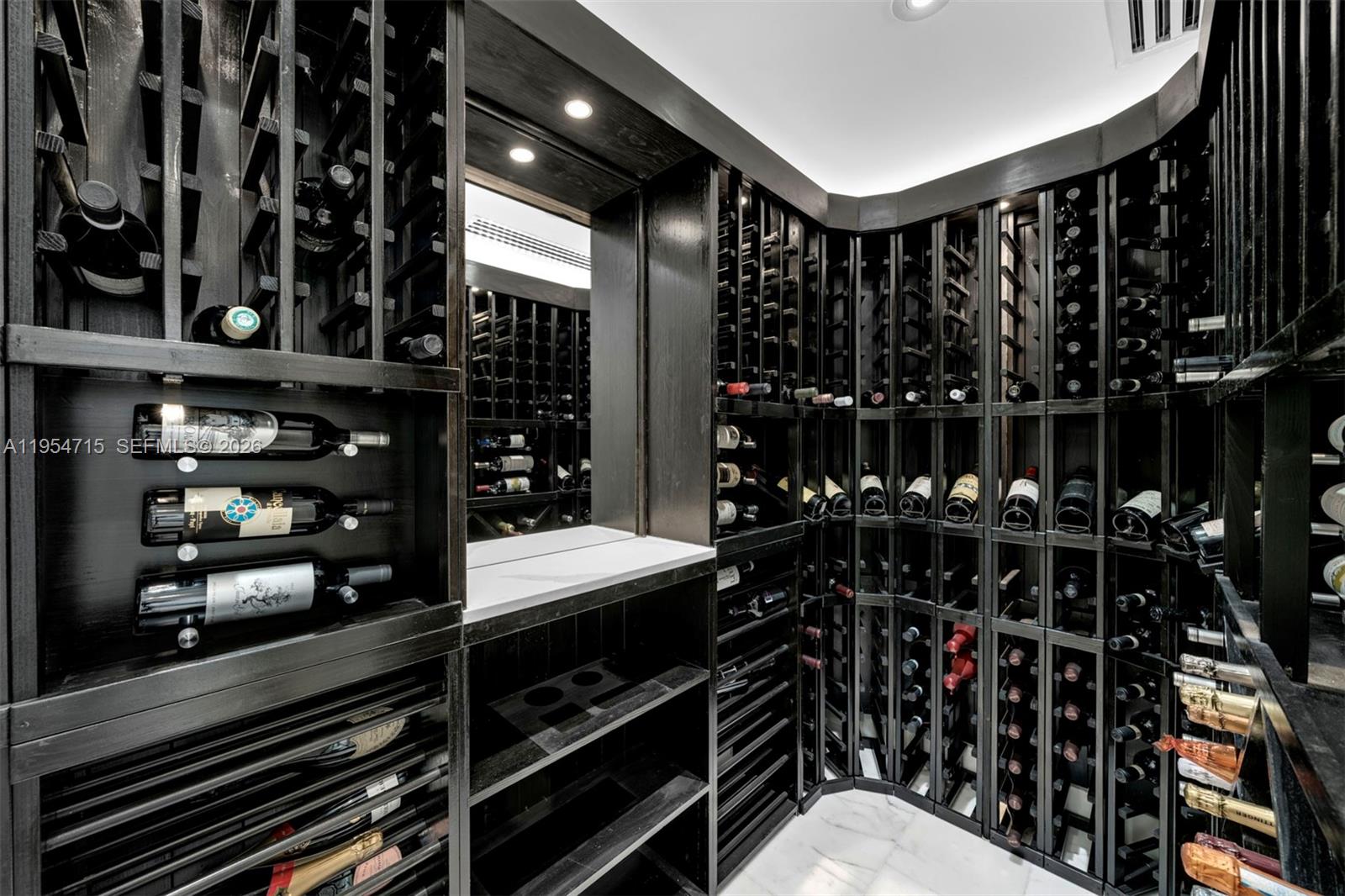 SUNRISE HARBOUR REV PL - Residential