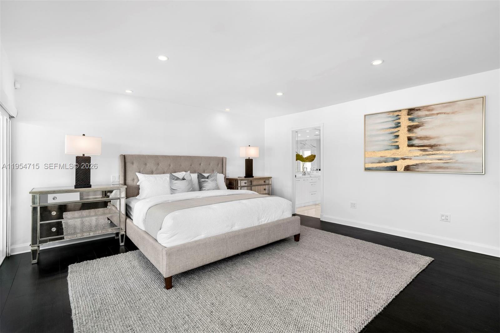 SUNRISE HARBOUR REV PL - Residential