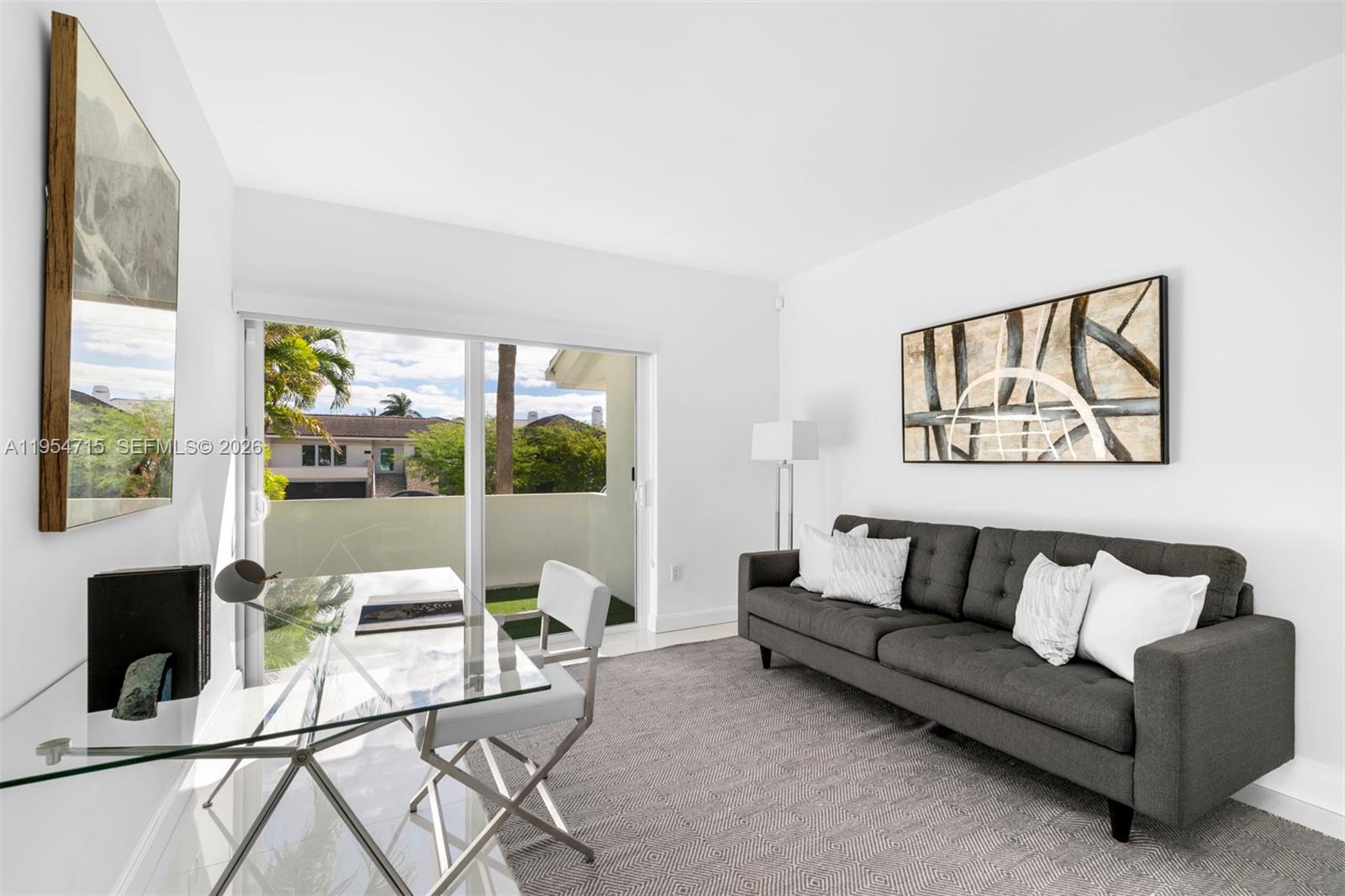 SUNRISE HARBOUR REV PL - Residential