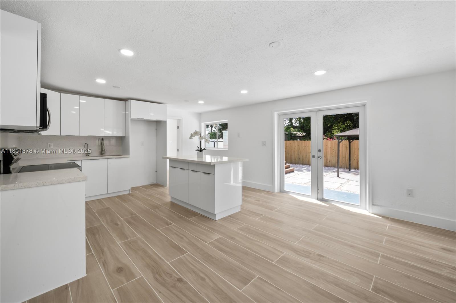 OPA LOCKA PL NO 3 - Residential