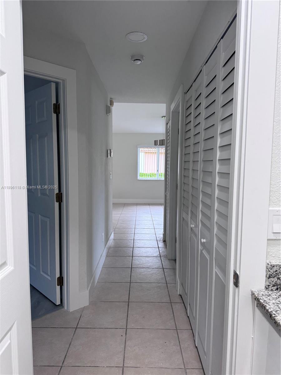 CHAPEL TRAIL II - Residential Lease